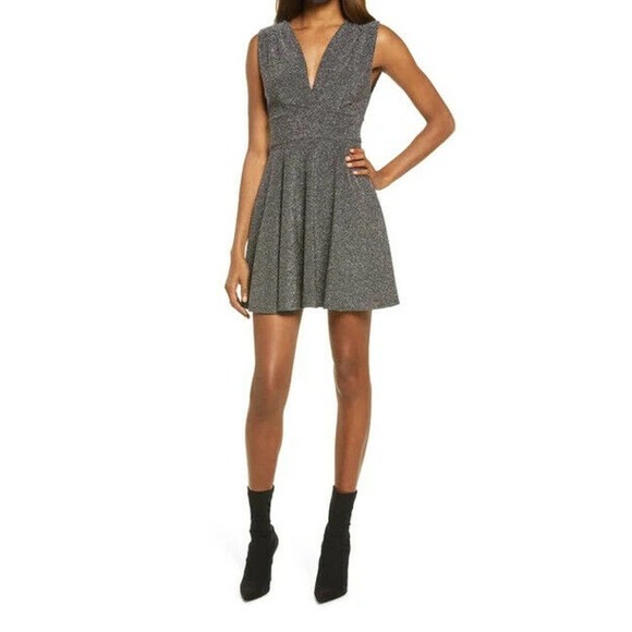 Fraiche By J In Silver Deep V-neck Fit & Flare Minidress Size Large - Picture 1 of 8